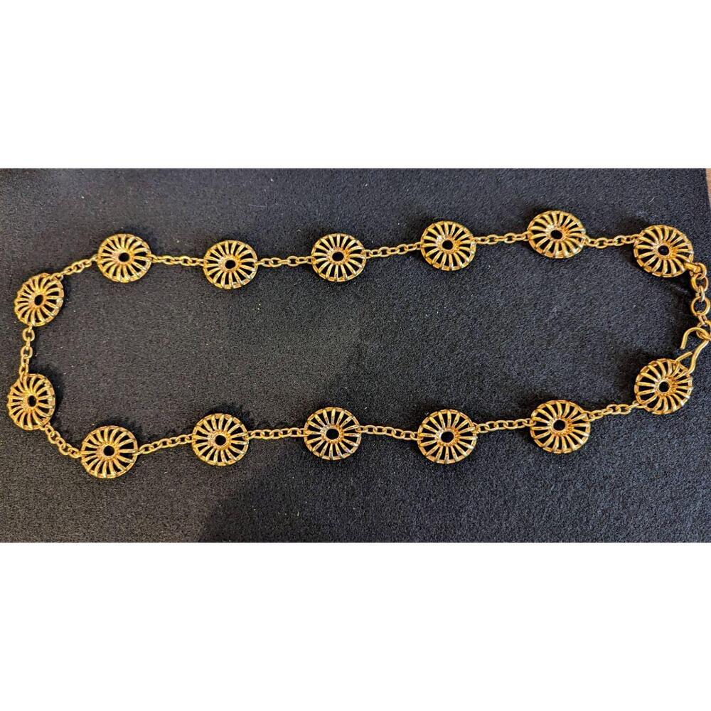 Vintage Necklace Womens 17 Inch Gold Tone Circle Hook Closure Statement Elegant